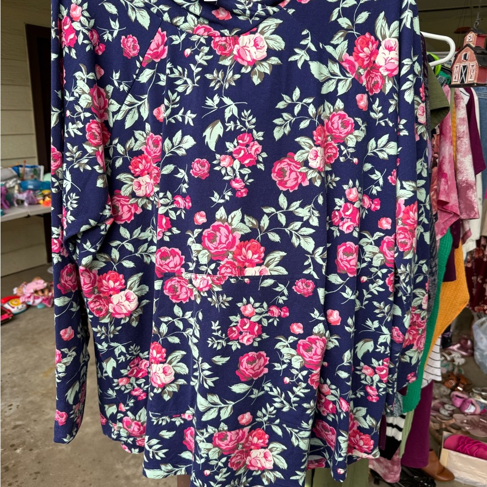 Floral Navy Women's Top